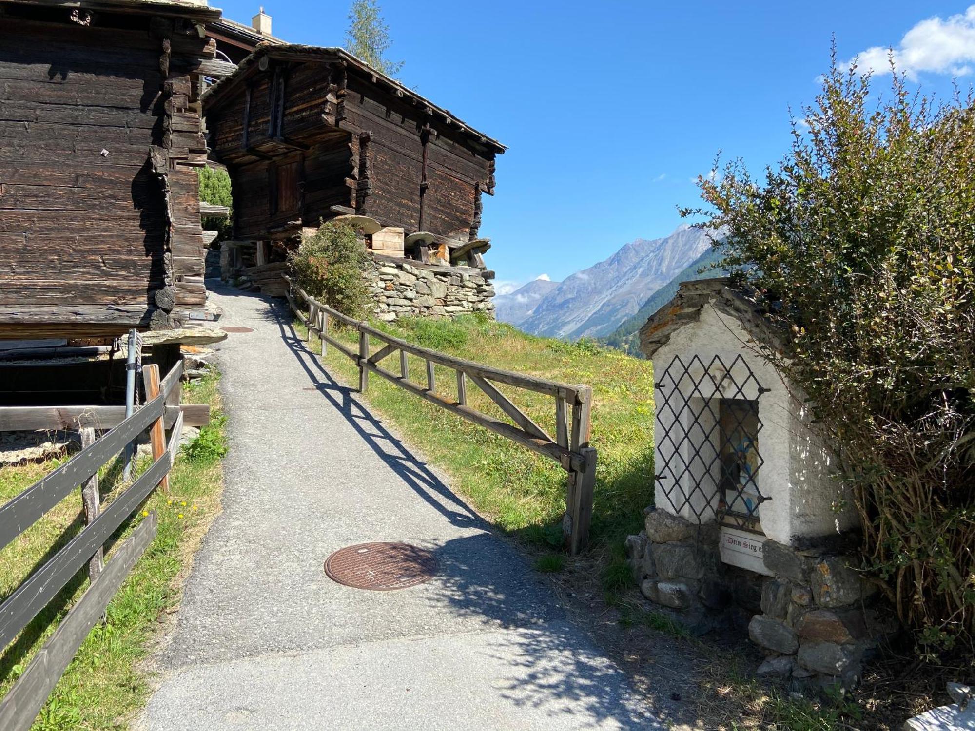 Chalet Coral Und Zermatter Stadel Quarto foto