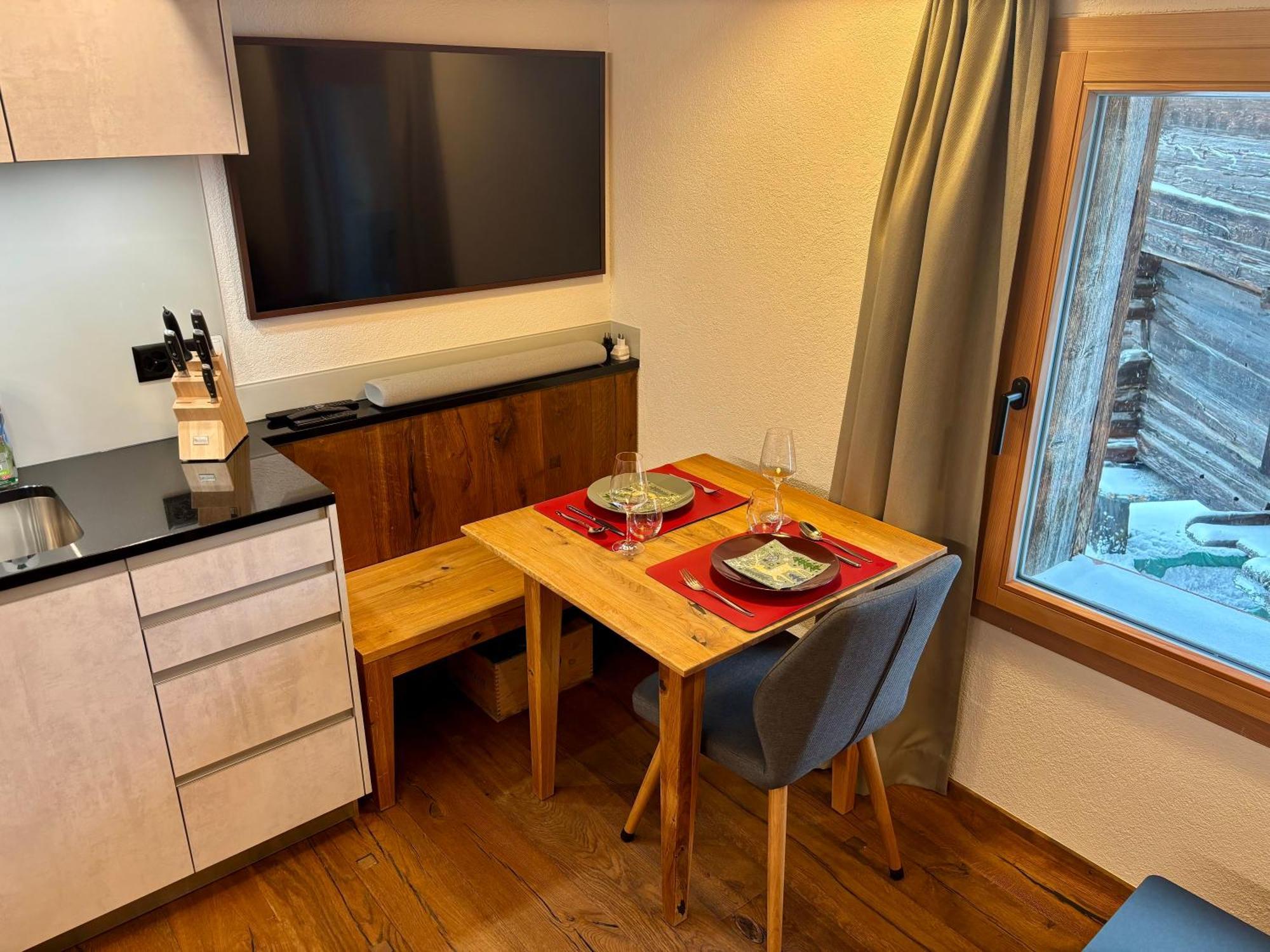 Chalet Coral Und Zermatter Stadel Quarto foto